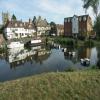 End of navigation on the Mill Avon. Tewkesbury Abbey is in the background. by Paul Roberts – 21 August 2005
